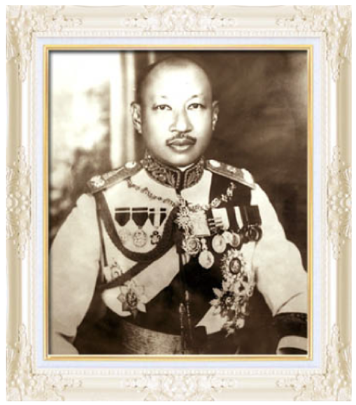 พลเอก พระเจ้าบรมวงศ์เธอ กรมพระกำแพงเพชรอัครโยธิน